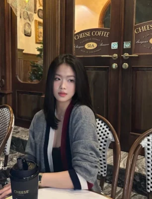 Phù thủy biến hình Thủy Vân